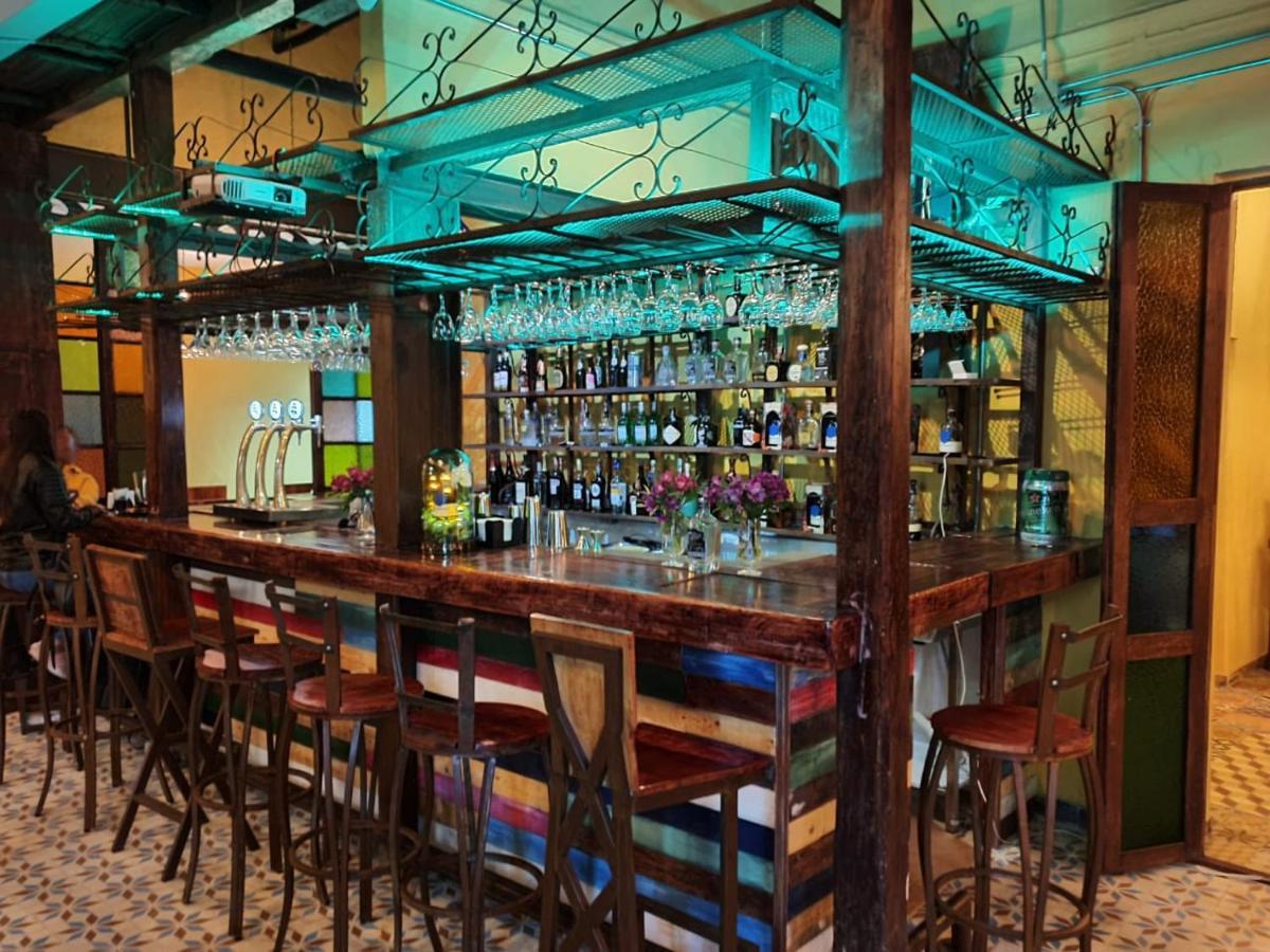 Hostal Casa Astromelia ボゴタ エクステリア 写真