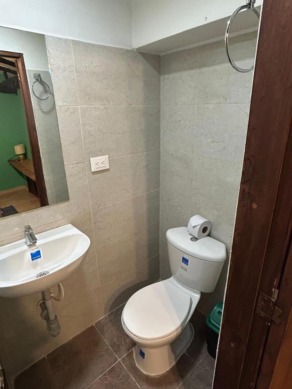 Hostal Casa Astromelia ボゴタ エクステリア 写真